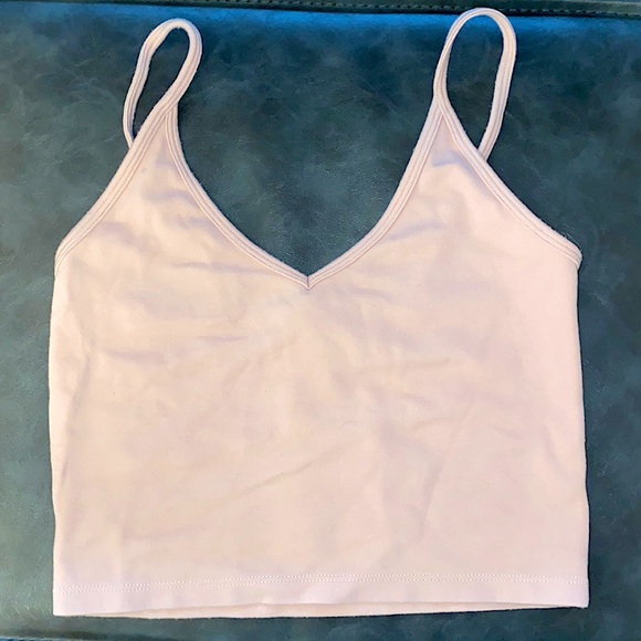 NEVER WORN ARITZIA CROP - Picture 3 of 6